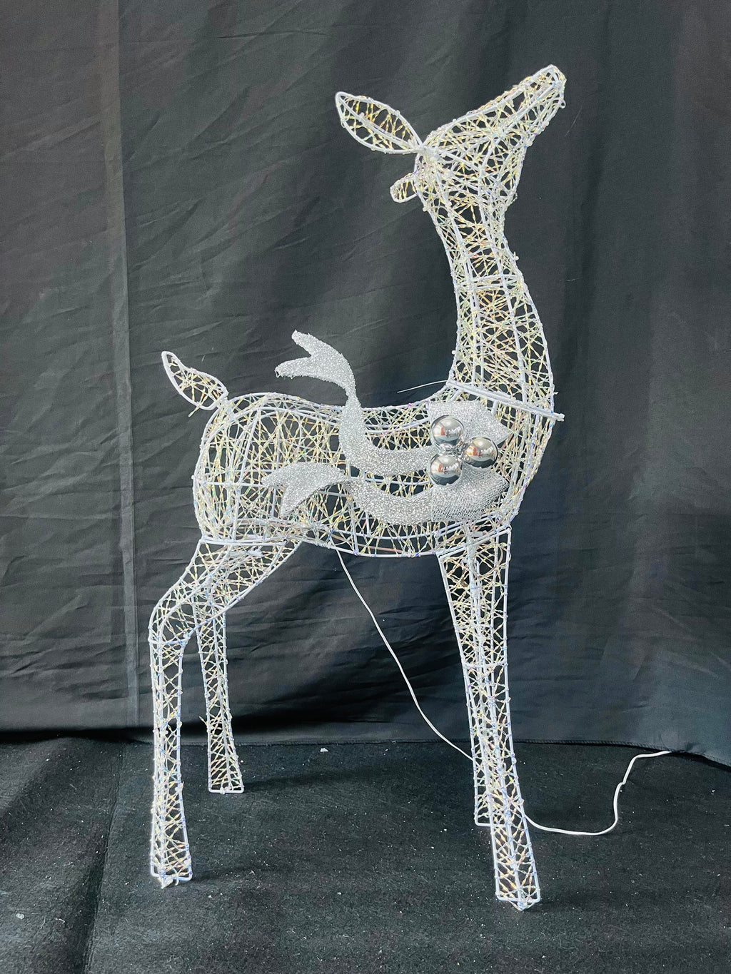 37" Twisted Floral Champagne Glitter Reindeer+100light RGB