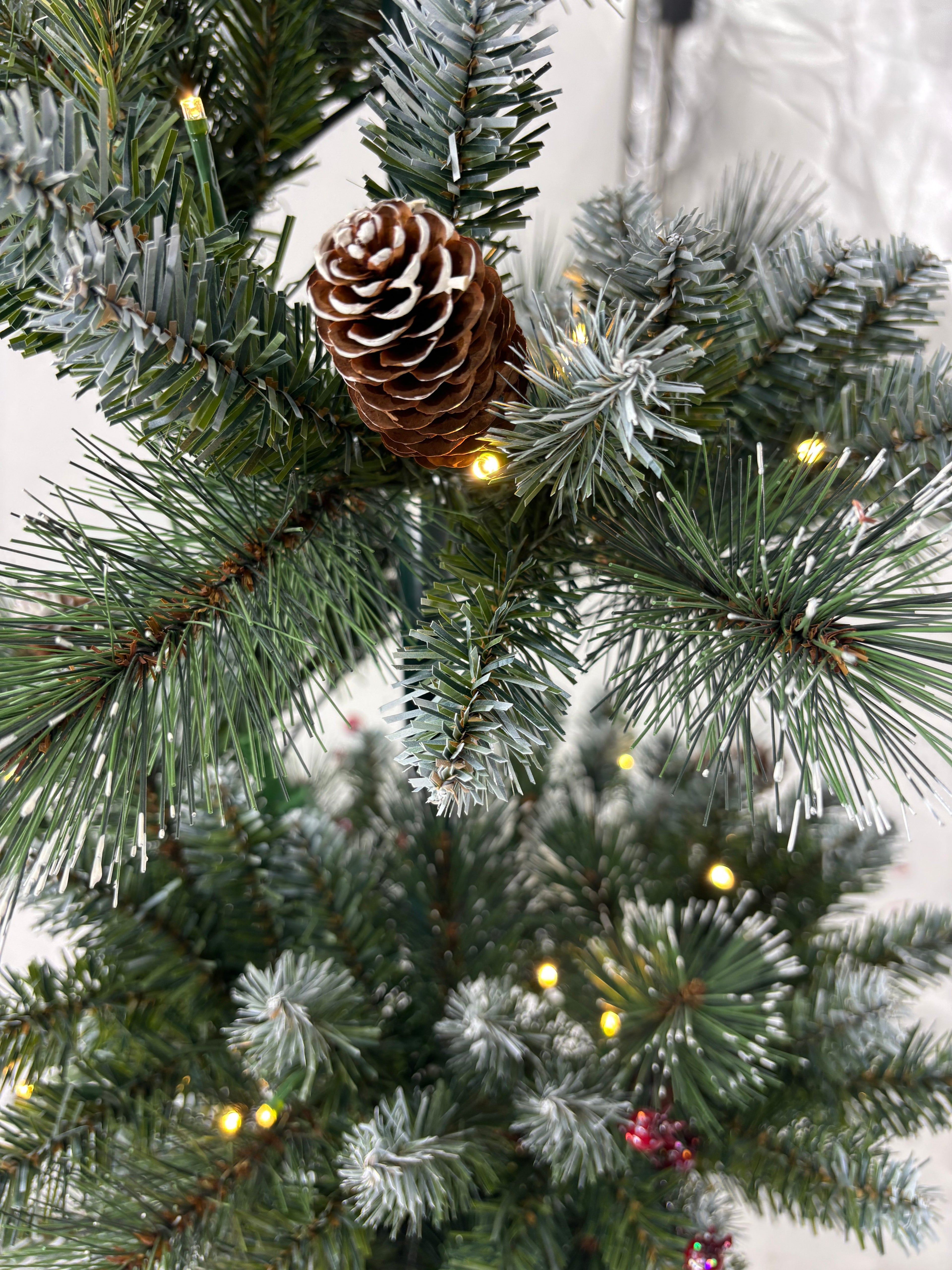 Spiral Lamp Post Christmas Tree