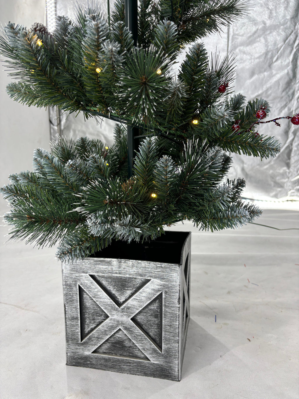 Spiral Lamp Post Christmas Tree