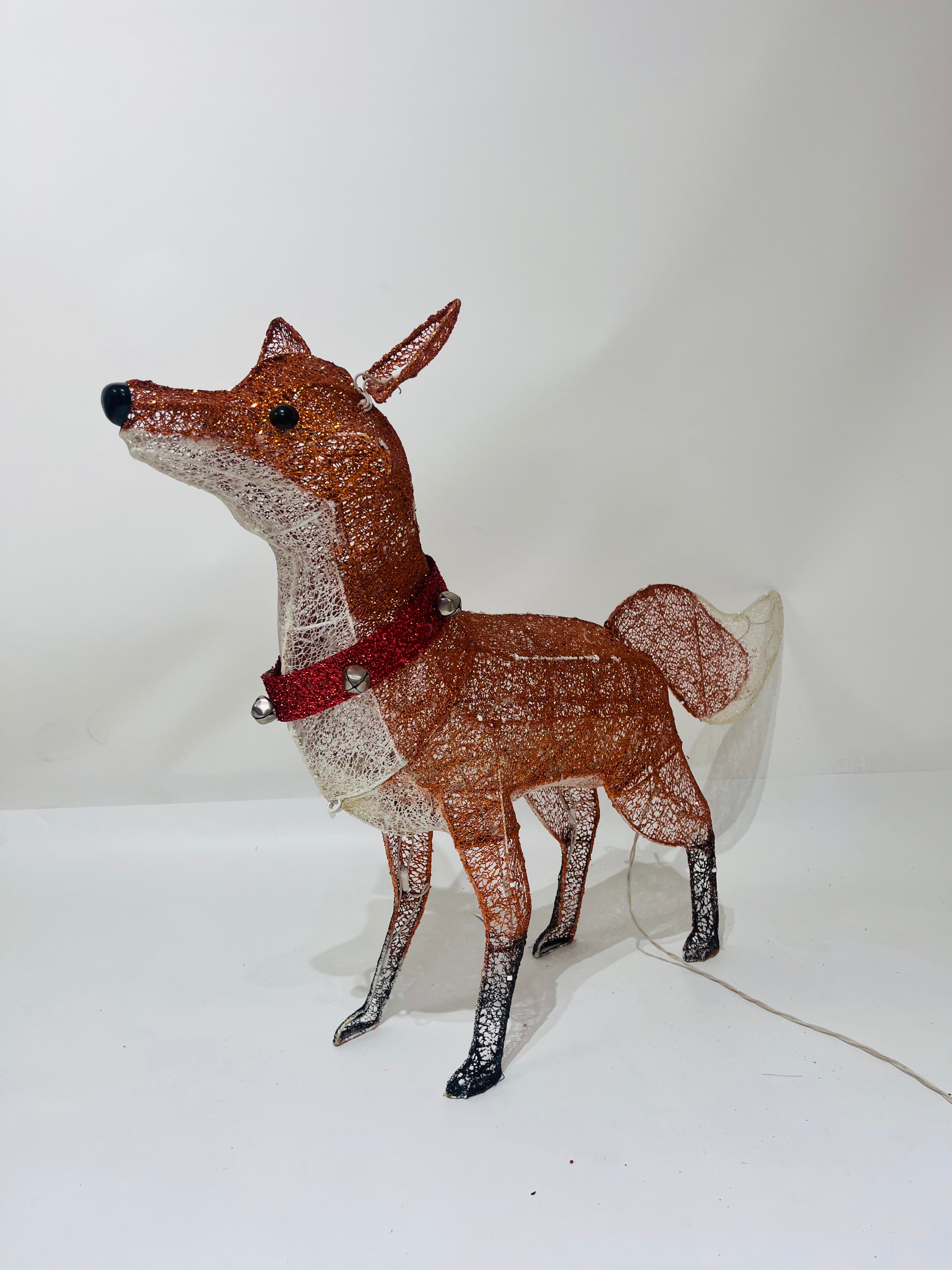 42-inch fabric fox light with 60 LEDs.