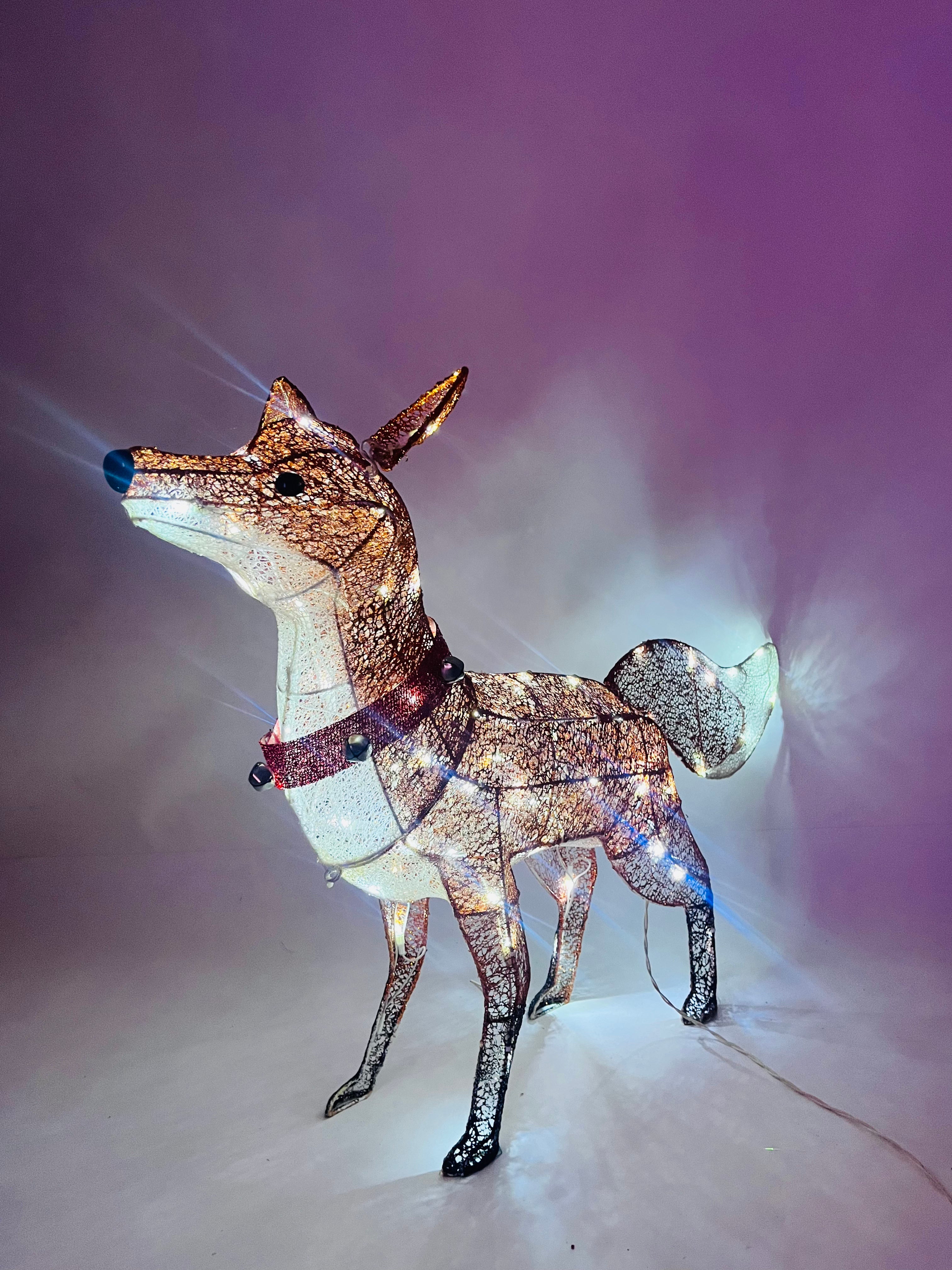 42-inch fabric fox light with 60 LEDs.