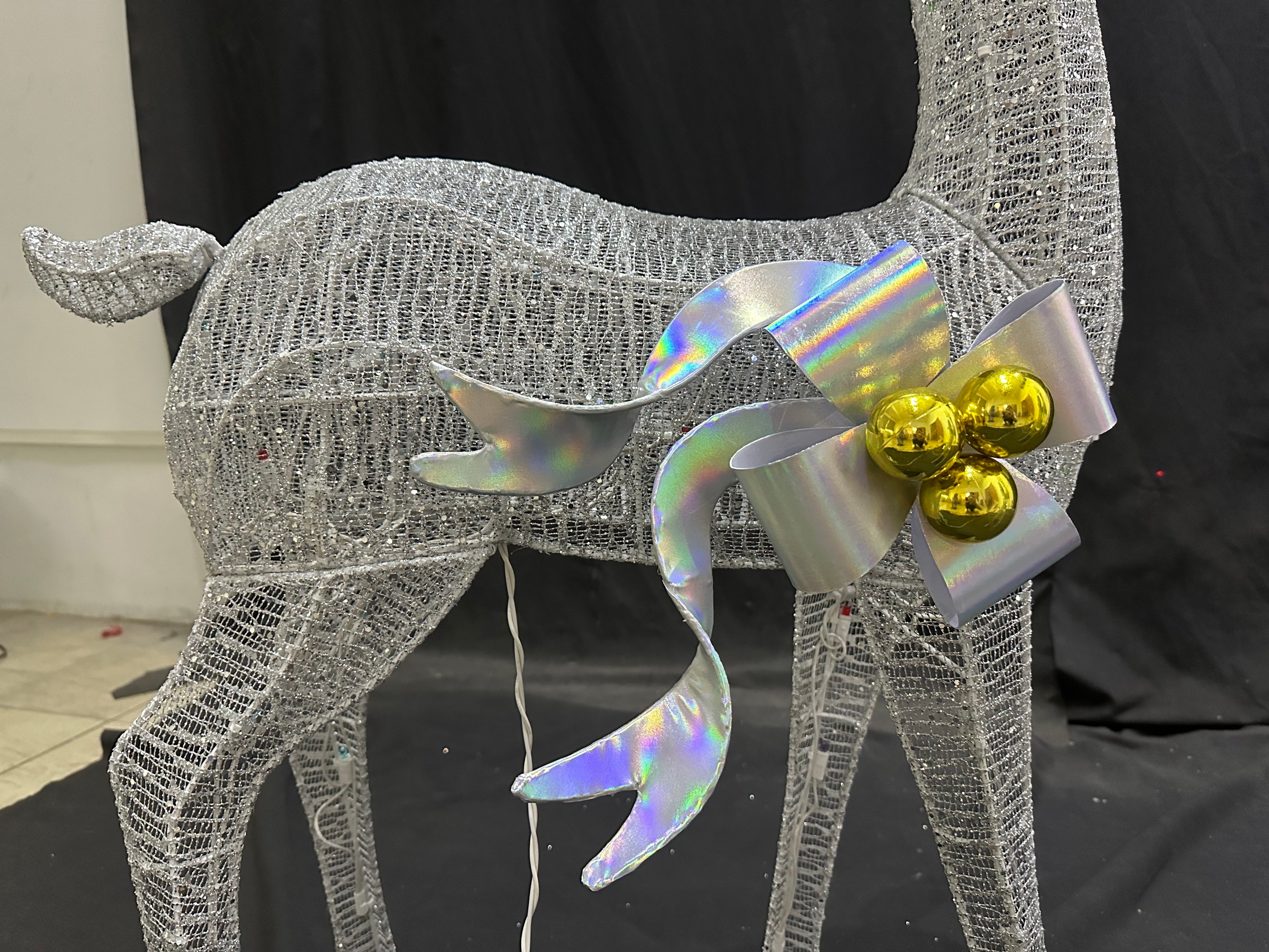 48/40/24-inch mesh fabric four-color deer family lights