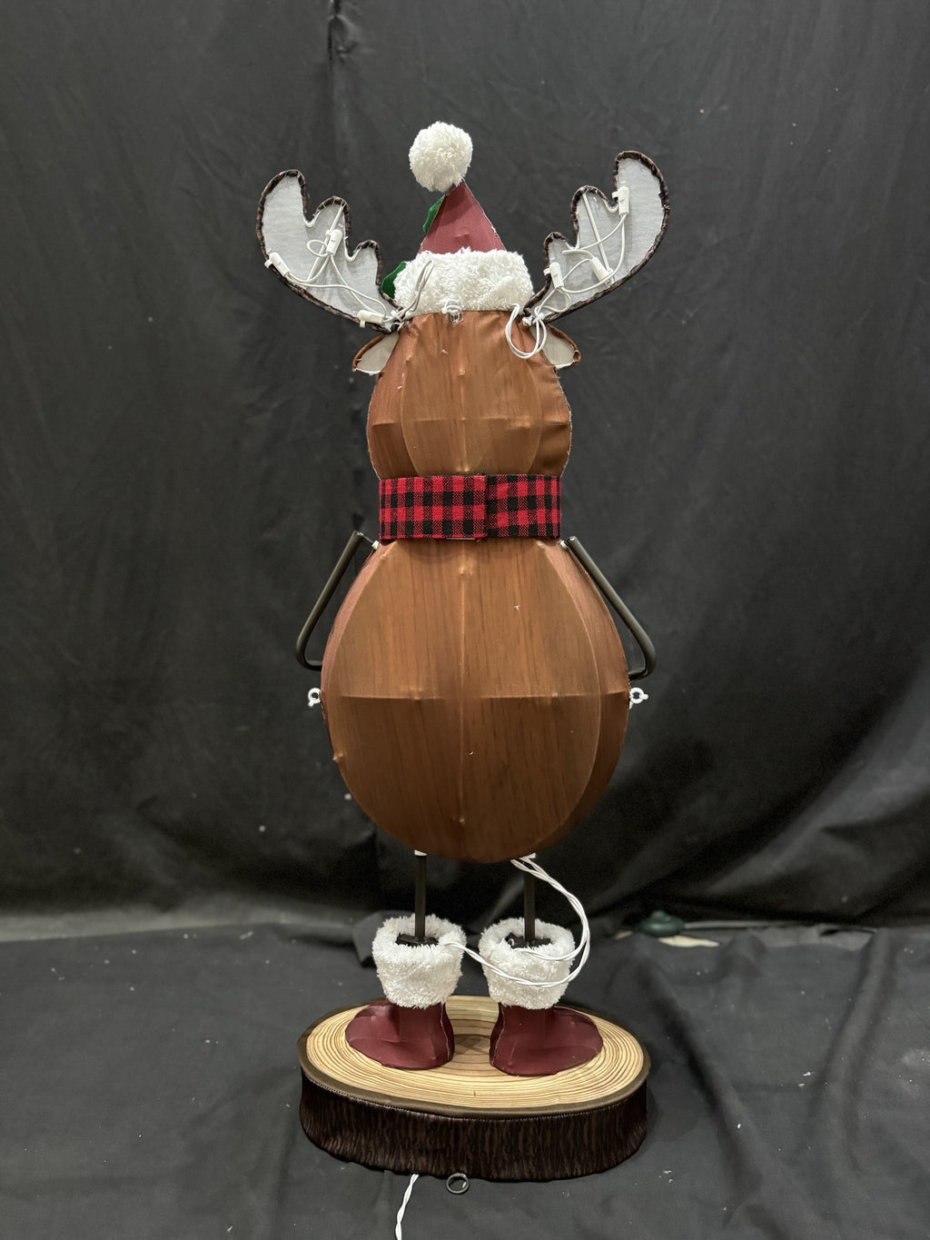 36-inch 60-light fabric stump reindeer light