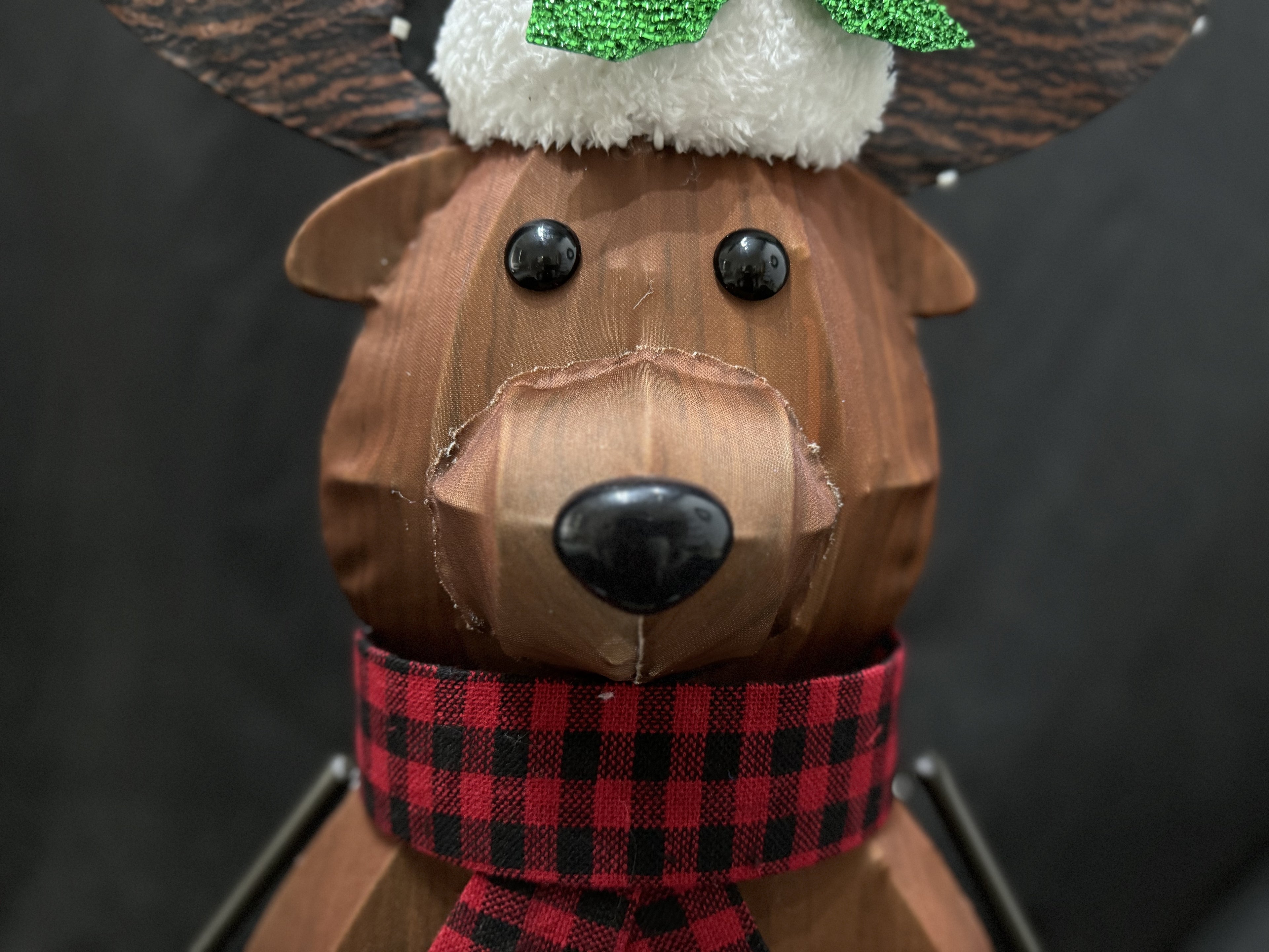 36-inch 60-light fabric stump reindeer light