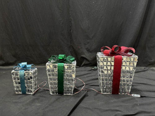 16/12/10 inch set of 3 gift boxes, equipped with 160 LED fairy lights and film pasting craft