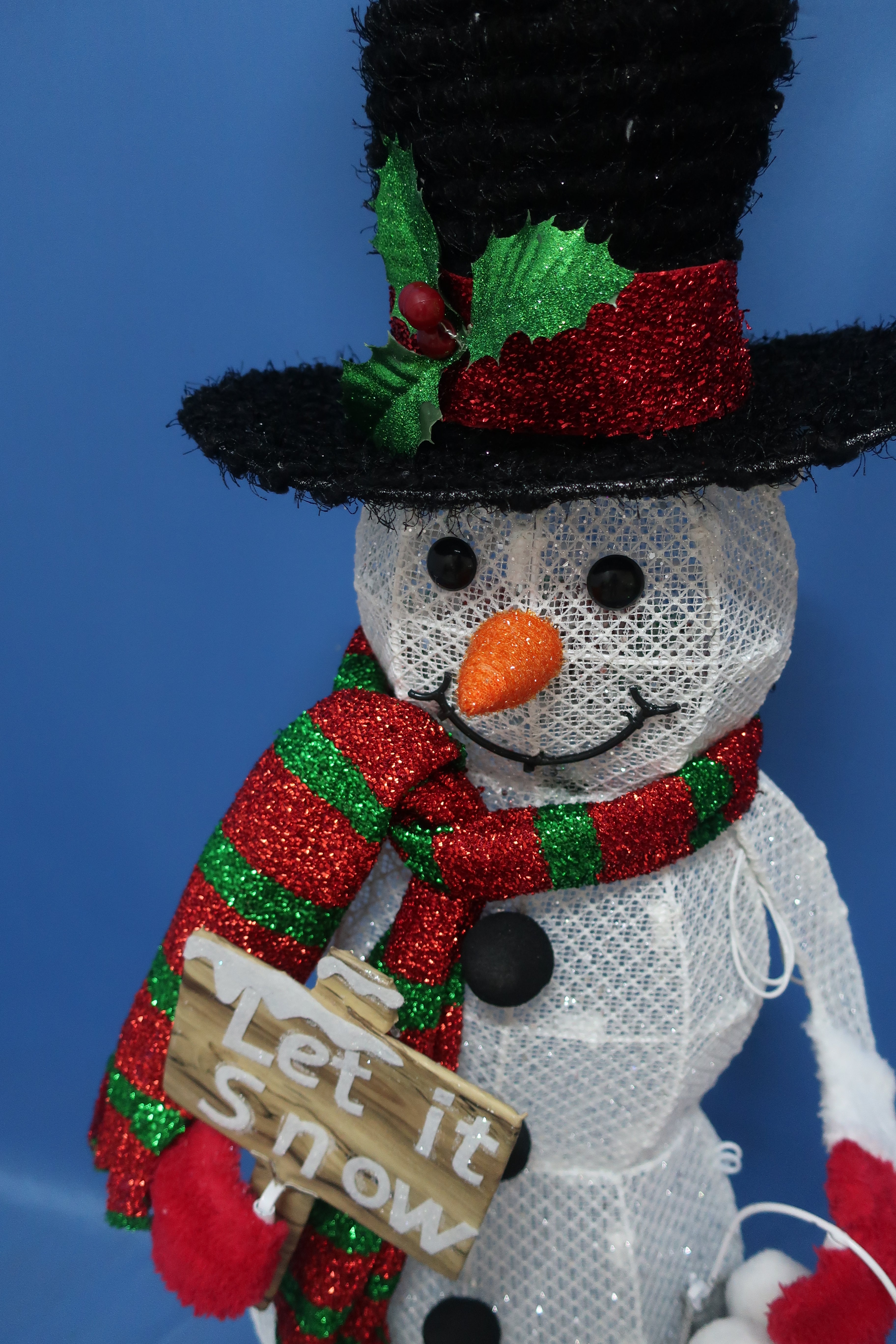 48-inch 70-light fabric top hat snowman light