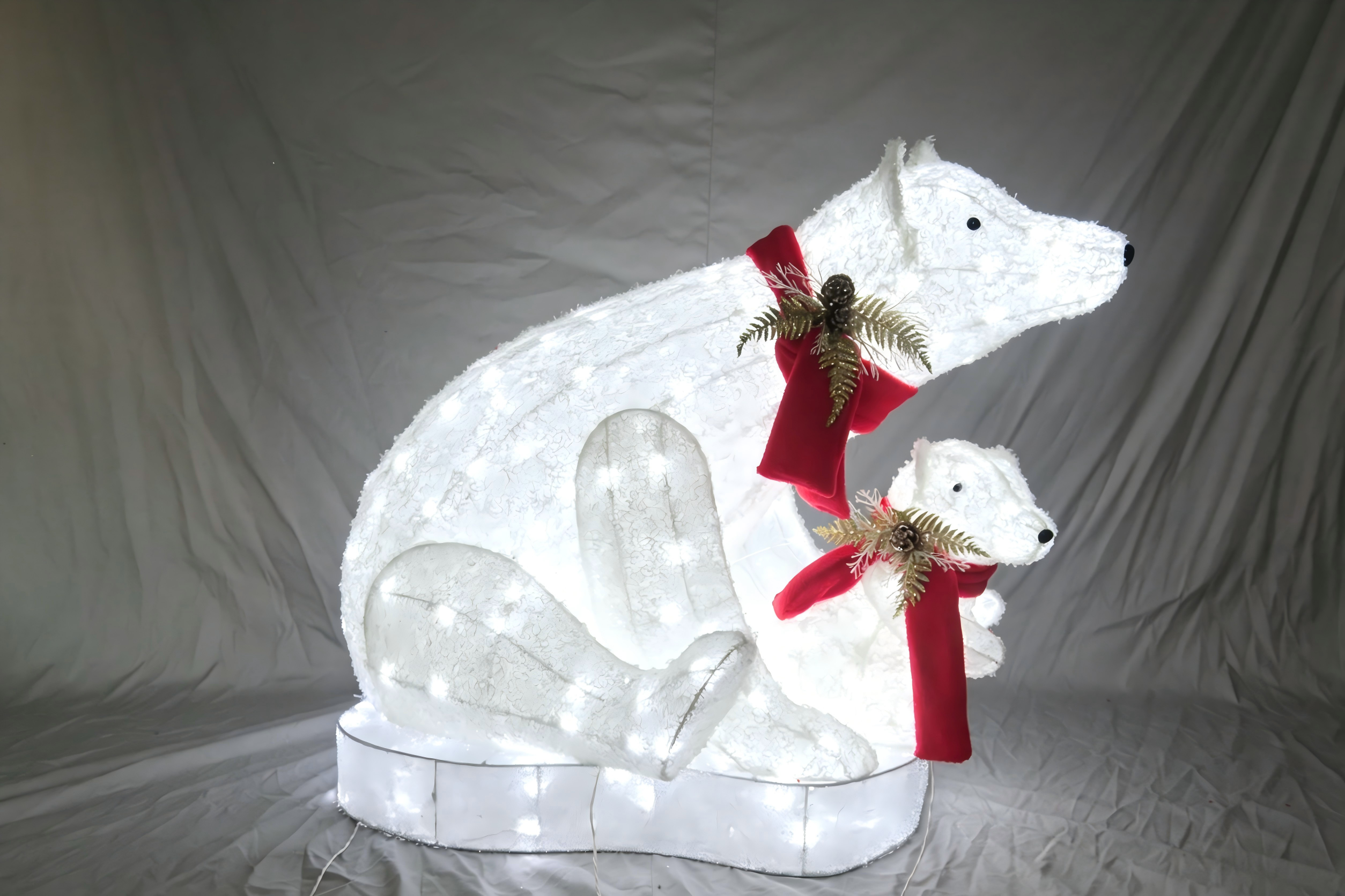 41-inch 200+60+70-light with 15 flash modes, chrysanthemum velvet mother and child bear decoration