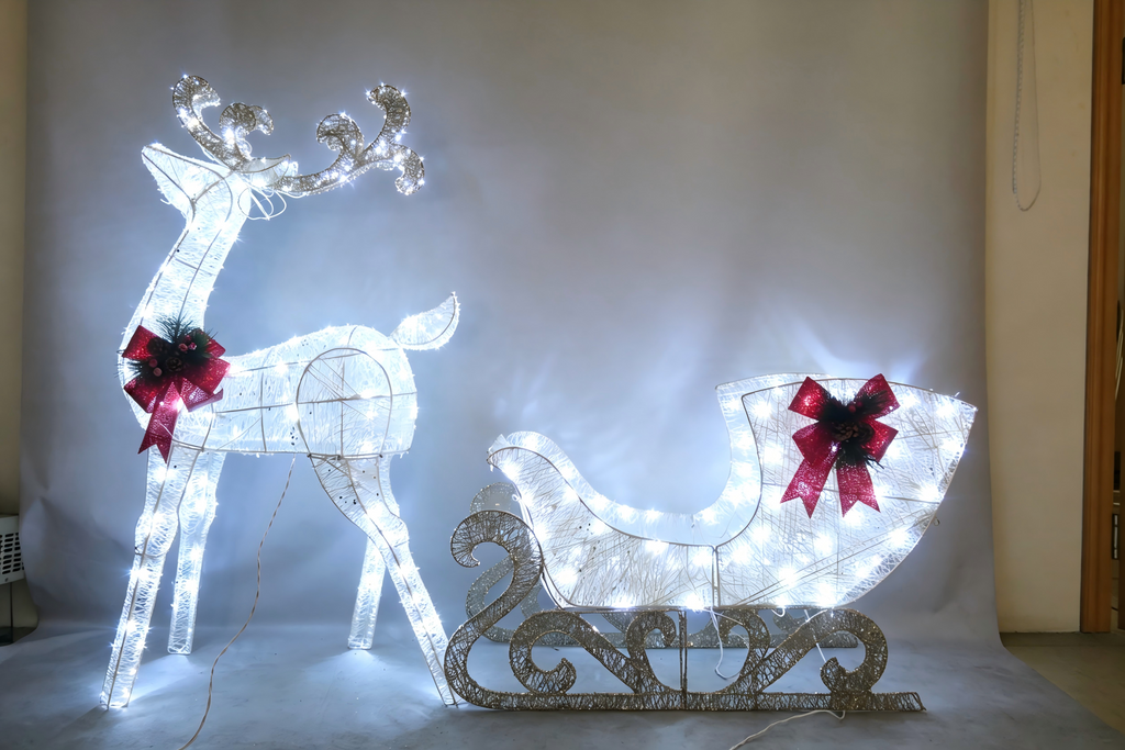 48-inch reindeer & 38-inch sleigh light set with 140 LEDs.