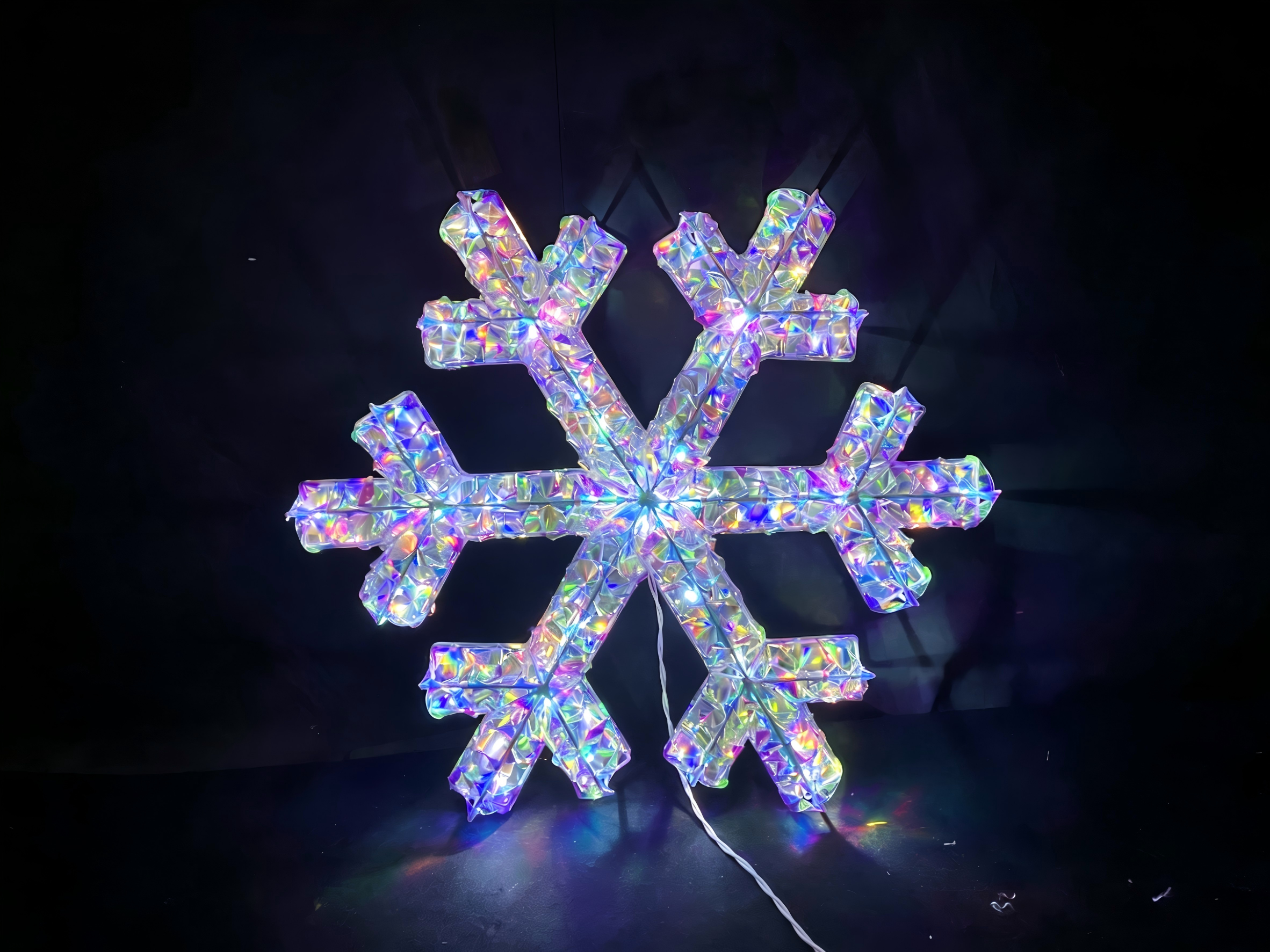 20-inch 35-light iridescent PVC strip snowflake light