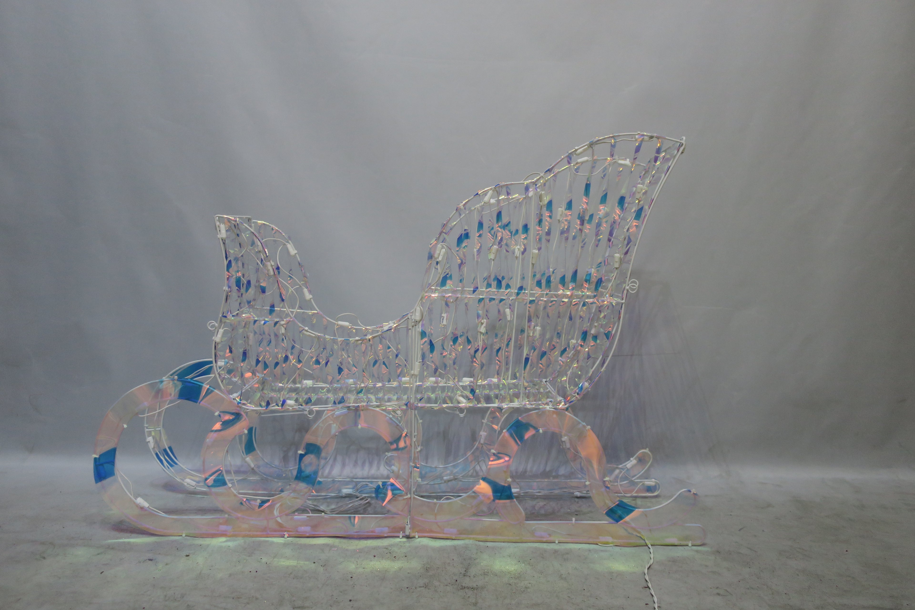 26" Iridescent Sleigh with 105 Lights