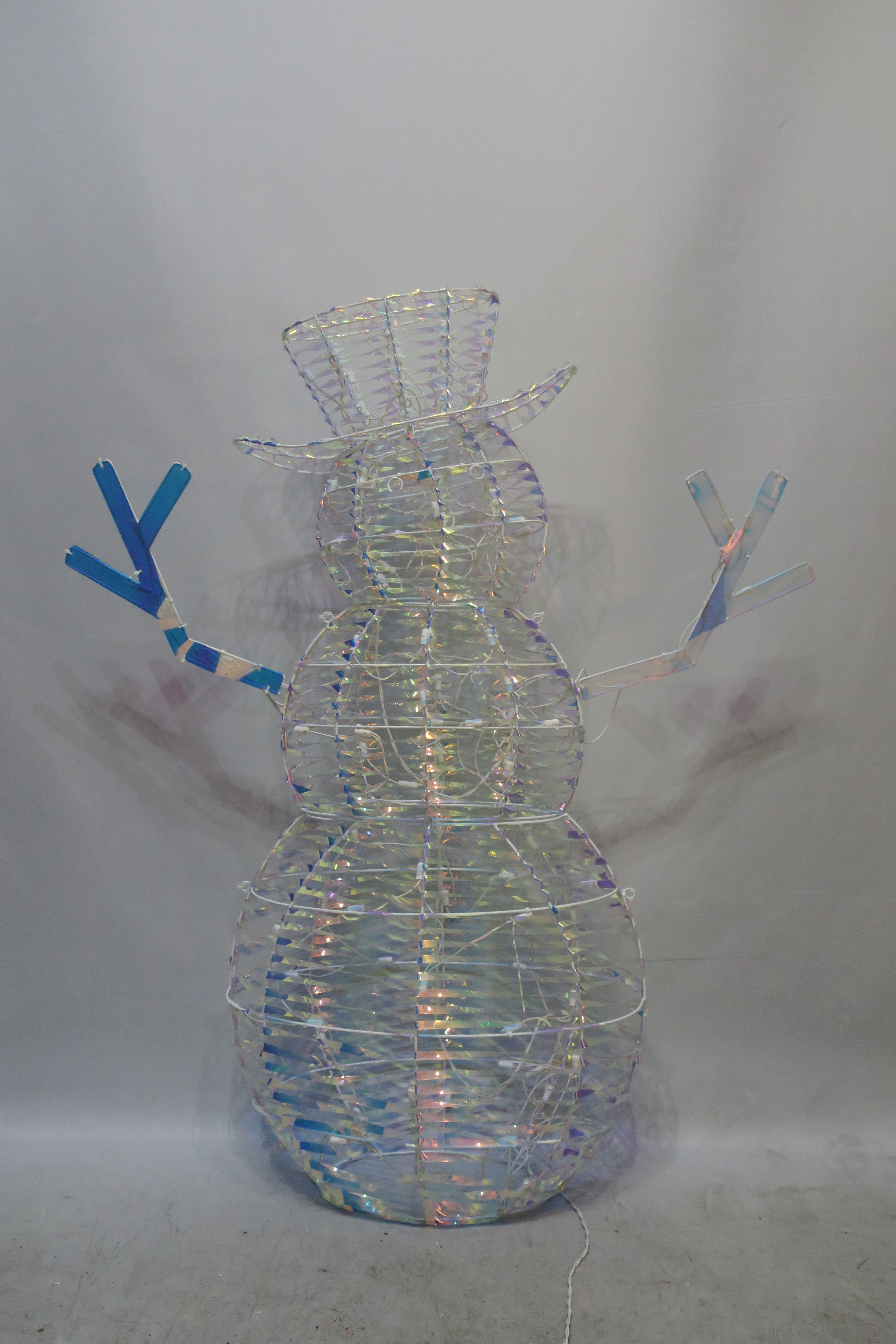 48-inch iridescent snowman light with 105 LEDs.