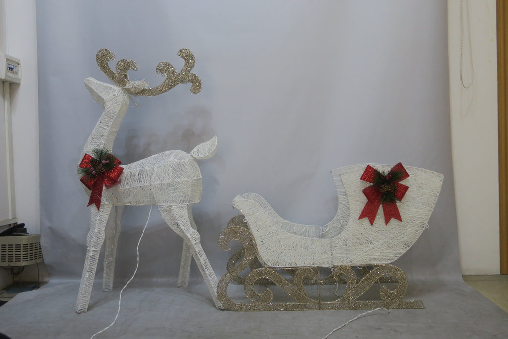 48-inch reindeer & 38-inch sleigh light set with 140 LEDs.