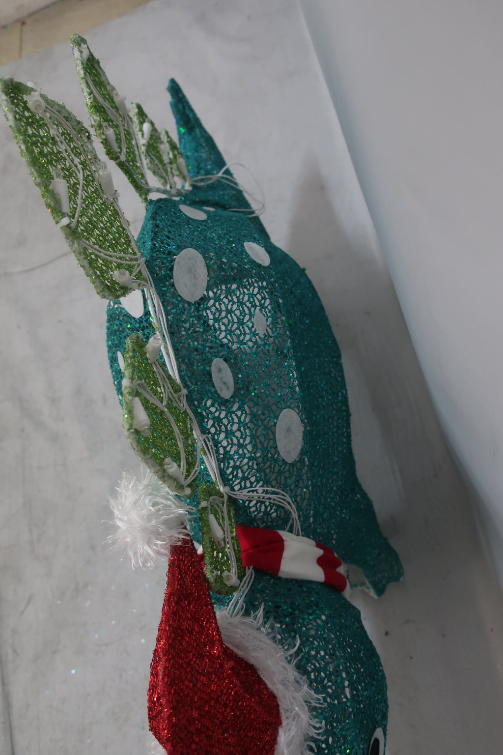 38-inch 80-light fabric-wrapped crawling dinosaur decoration