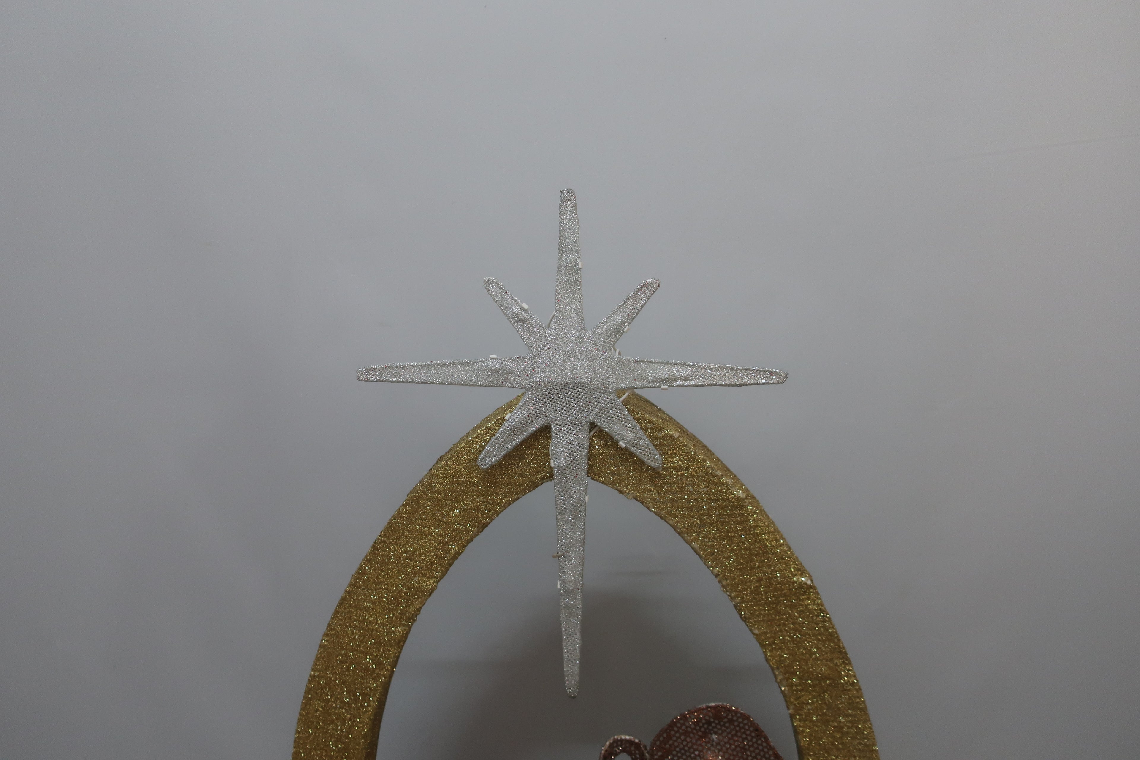 46-inch 100-light cotton-wrapped archway with the Three Wise Men decoration
