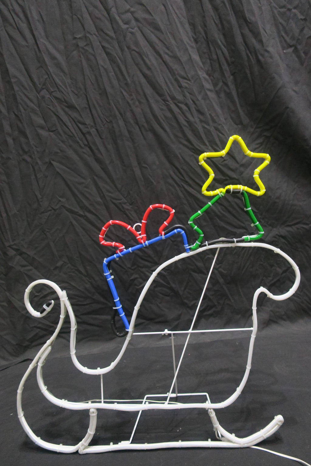 20-inch Sleigh with Gifts Neon Tube Light