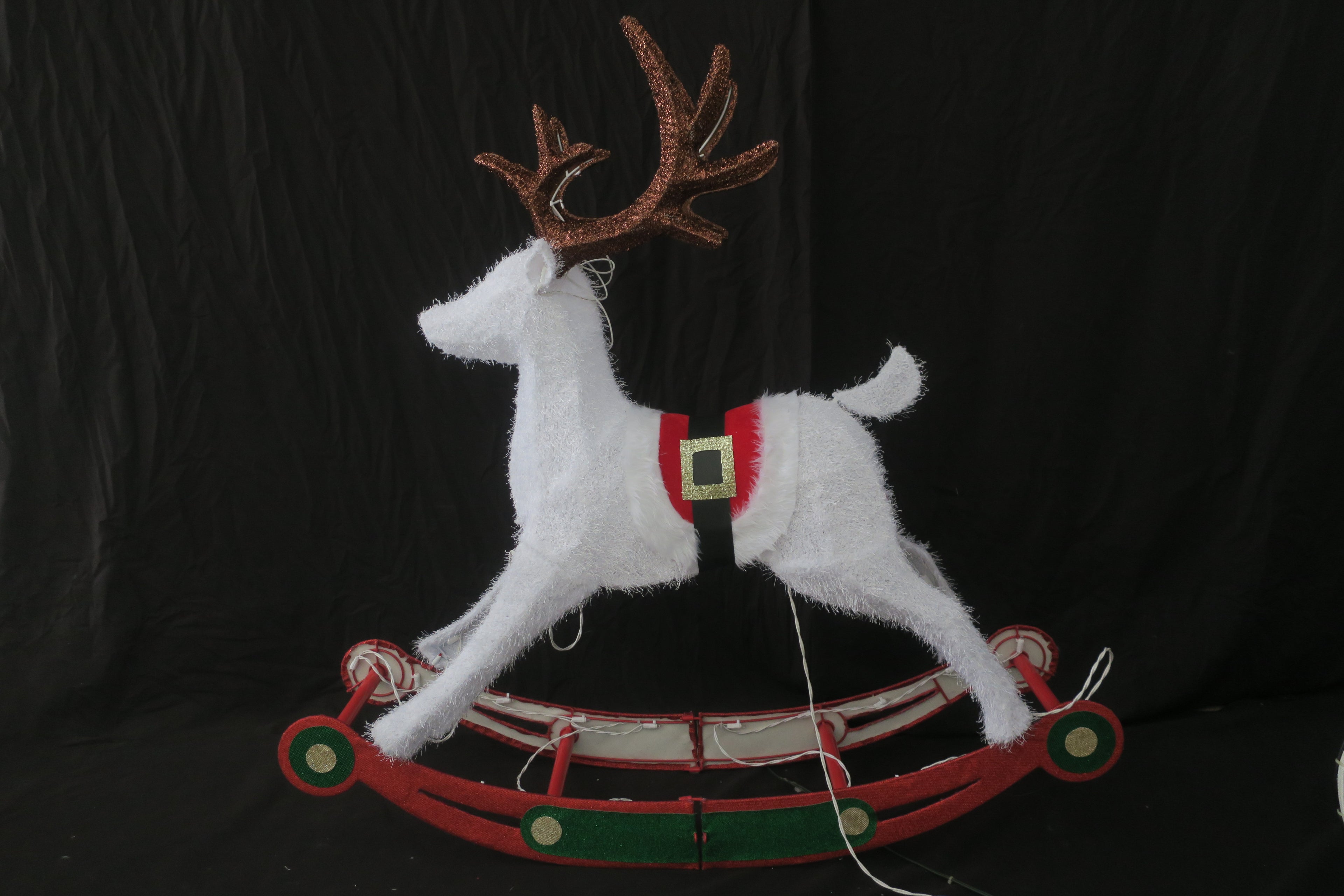 41-inch Rocking Reindeer Light 65Light