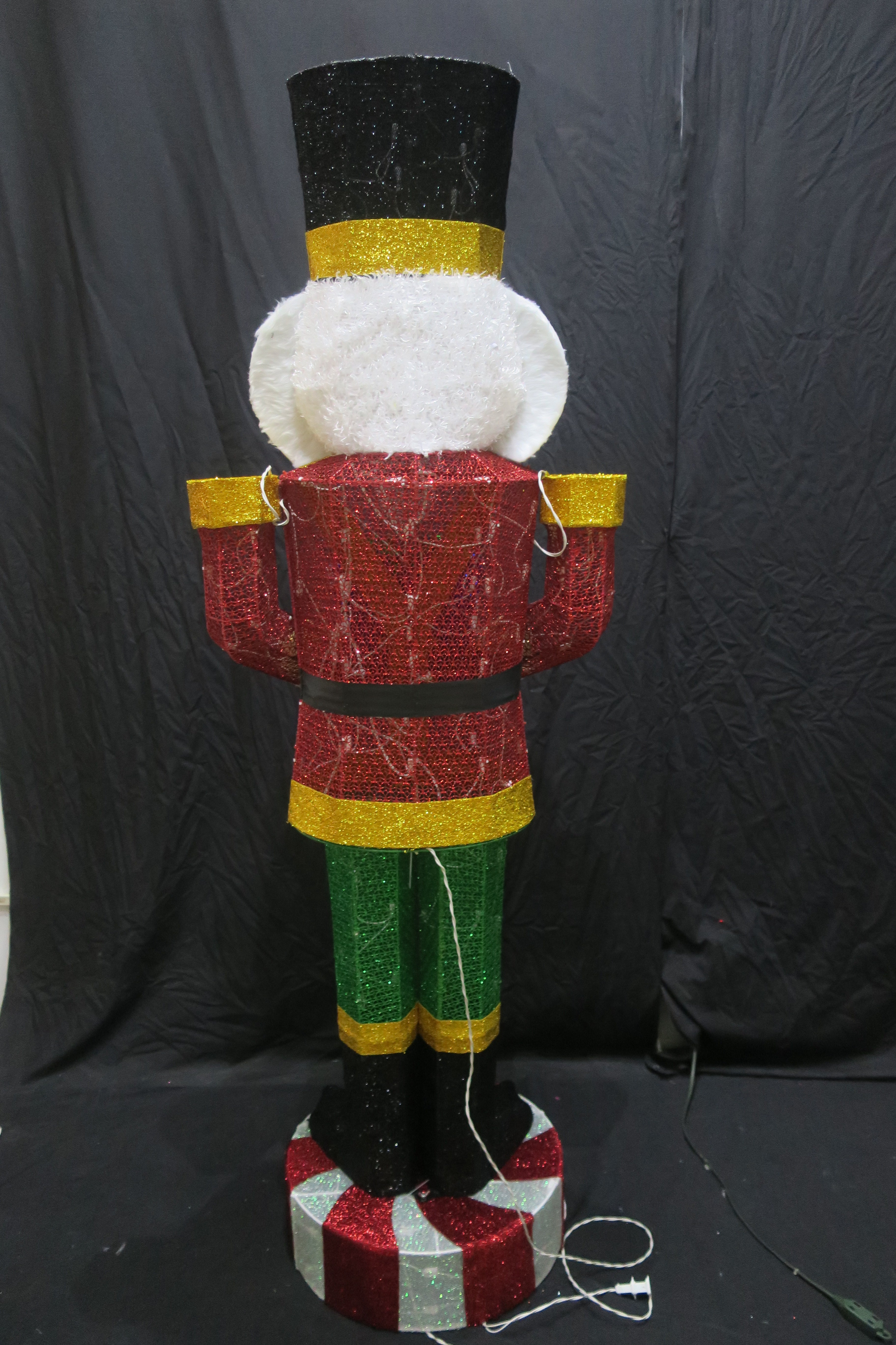 72-inch 160-Light Nutcracker Soldier Light.
