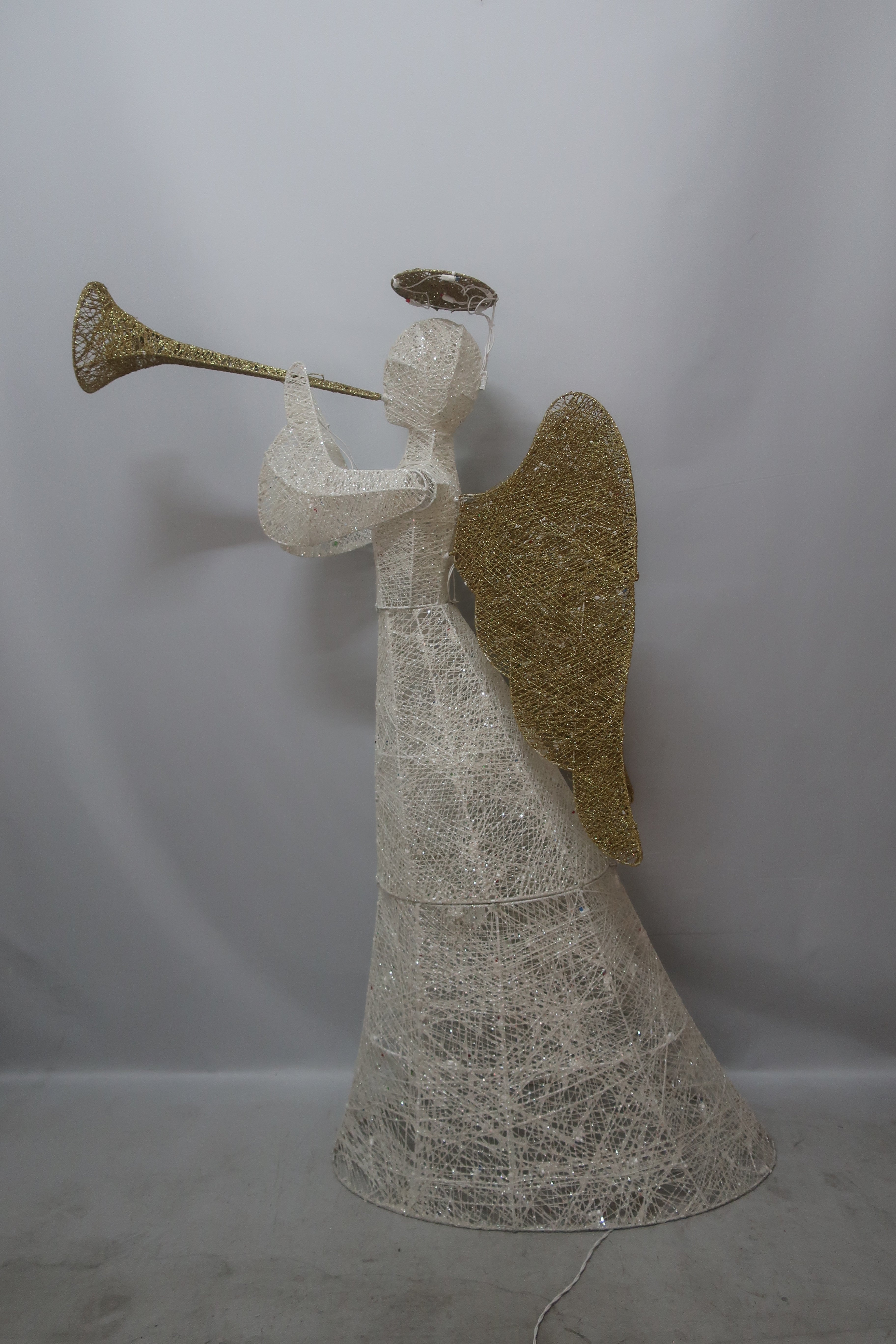 60-inch 210-Light 4-Color Trumpeting Angel Light