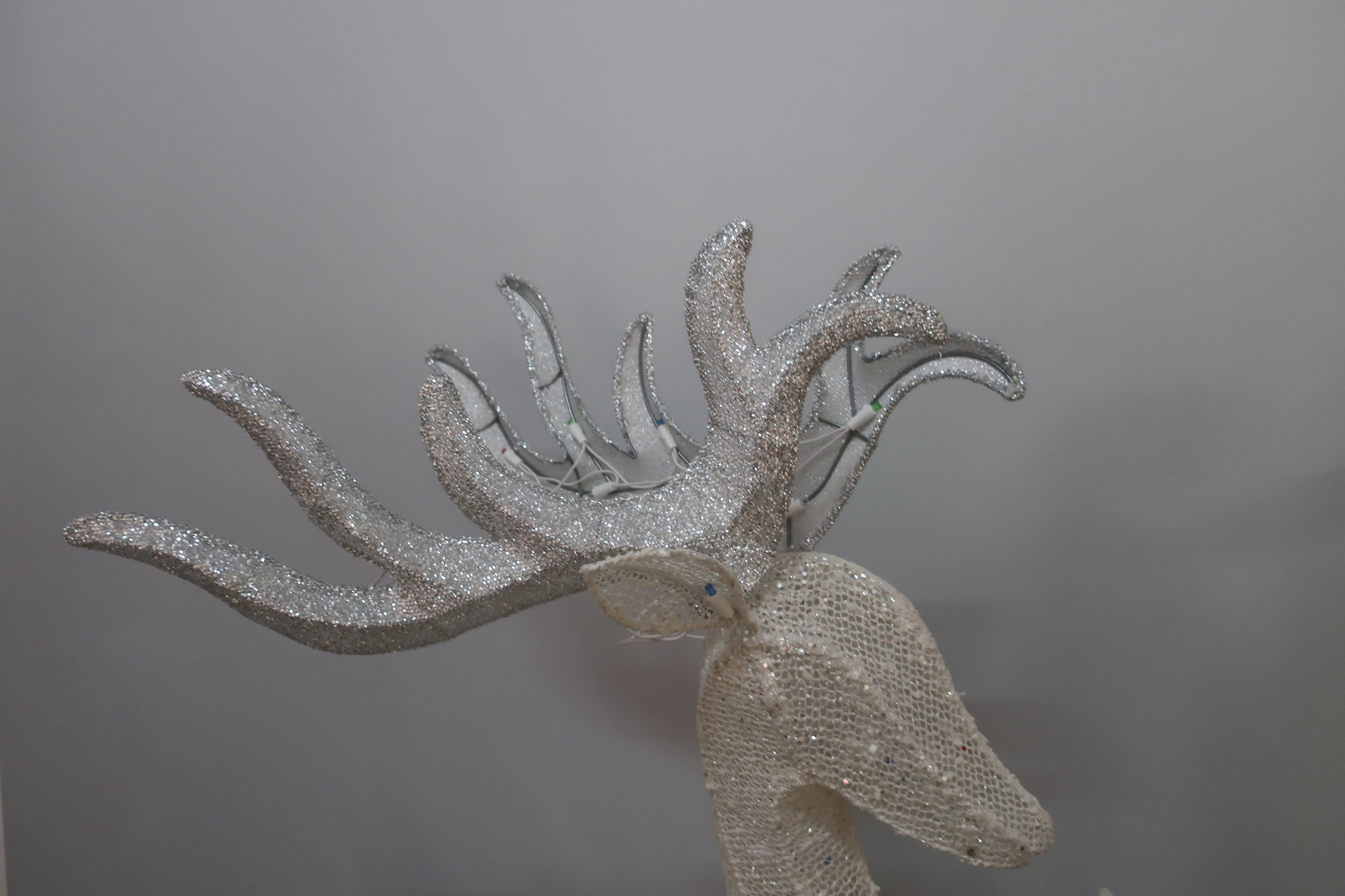 Set of 3 Lighted Reindeer (60/52/36"), with 140+120+70 4-color LED lights