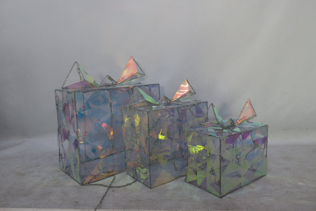18, 14, 11 inches, 200-light, messy net cloth tied with rainbow film film set of three gift boxes