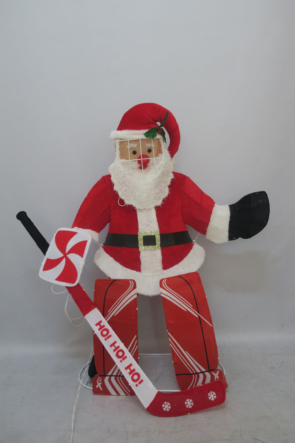39-inch 100-light fabric-wrapped hockey husband decoration