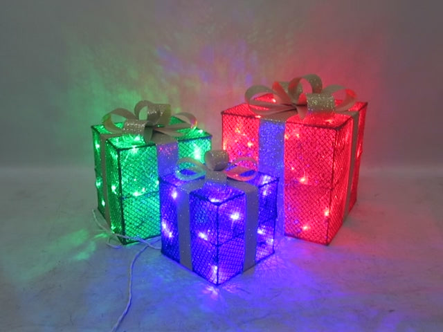 Set of 3 Lighted Gift Boxes (10/12/14") with 70 LEDs